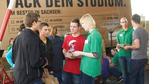 1000 Schüler in Baden-Württemberg und Bayern beraten